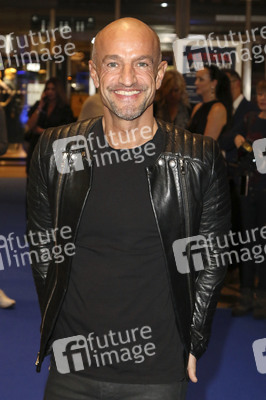 Late Night Shopping Party in Hamburg