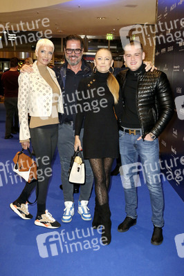 Late Night Shopping Party in Hamburg