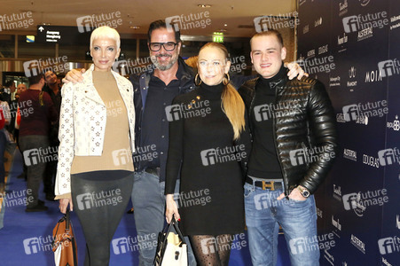 Late Night Shopping Party in Hamburg