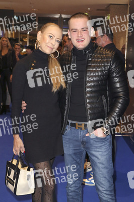 Late Night Shopping Party in Hamburg