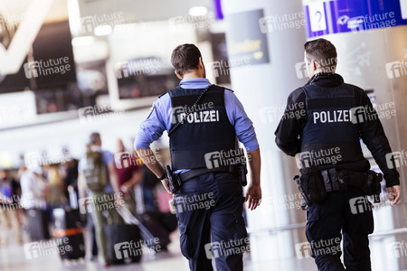 Symbolfoto Flughafenpolizei