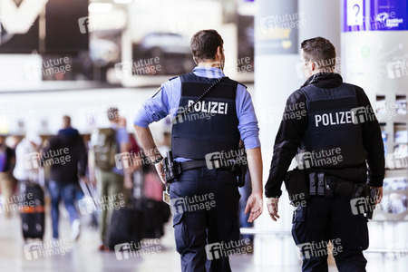 Symbolfoto Flughafenpolizei