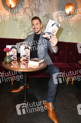 Buchpräsentation von Benjamin Piwko in Berlin