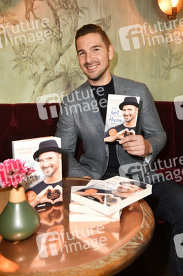 Buchpräsentation von Benjamin Piwko in Berlin