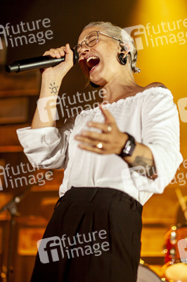 Konzert von Stefanie Heinzmann in Dresden