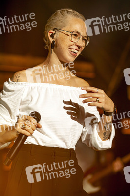 Konzert von Stefanie Heinzmann in Dresden