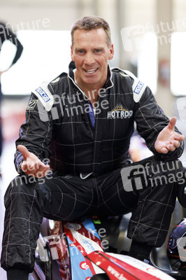 Charity-Kartrennen in Köln