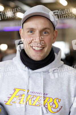 Charity-Kartrennen in Köln