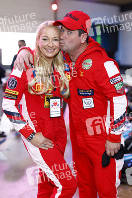 Charity-Kartrennen in Köln