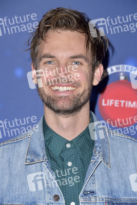 Eröffnung der 'Say Santa Photo Experience' in Glendale