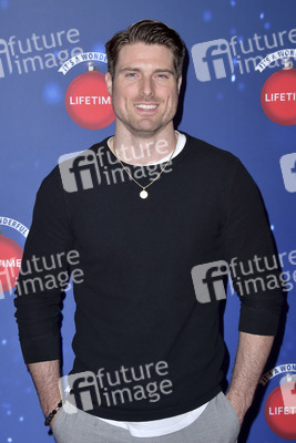 Eröffnung der 'Say Santa Photo Experience' in Glendale