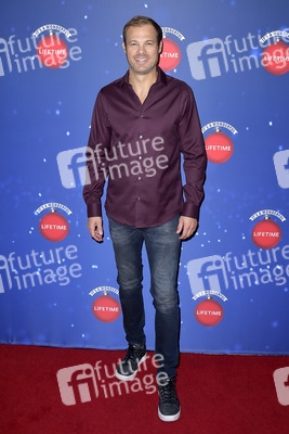 Eröffnung der 'Say Santa Photo Experience' in Glendale