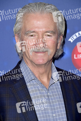 Eröffnung der 'Say Santa Photo Experience' in Glendale