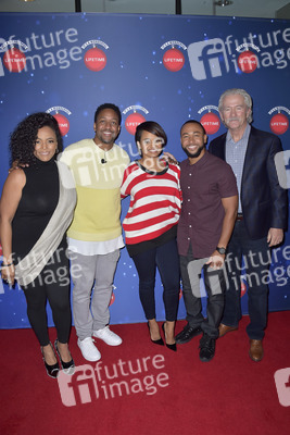 Eröffnung der 'Say Santa Photo Experience' in Glendale