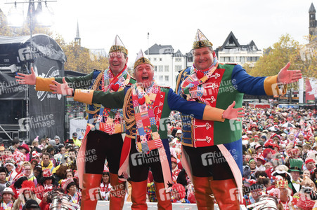Karnevalsauftakt 2019 in Köln