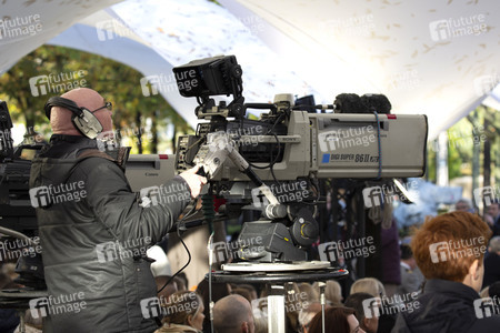 Einweihung des Denkmals für die im Auslandseinsatz getöteten französichen Soldaten in Paris