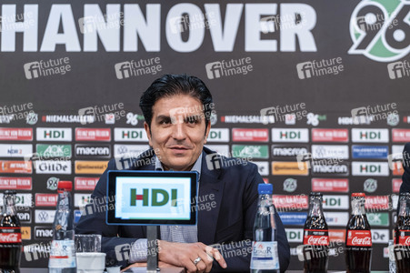 Pressetermin mit 96 Trainer Kenan Kocak in Hannover