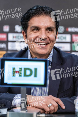 Pressetermin mit 96 Trainer Kenan Kocak in Hannover