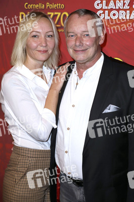 Premiere von Cornelia Polettos Palazzo in Hamburg