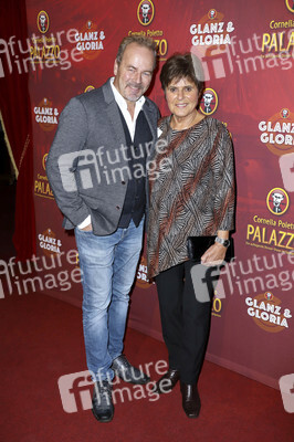 Premiere von Cornelia Polettos Palazzo in Hamburg