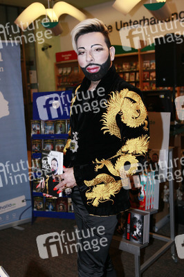 Buchsignierstunde mit Harald Glööckler in Dresden