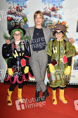 Theaterpremiere 'Im Labyrinth der Bücher' in Berlin