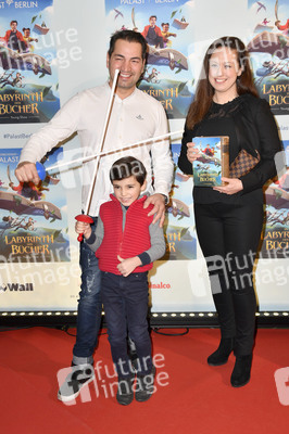 Theaterpremiere 'Im Labyrinth der Bücher' in Berlin