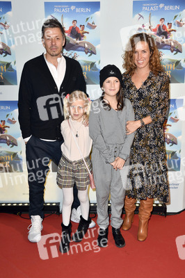 Theaterpremiere 'Im Labyrinth der Bücher' in Berlin