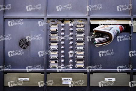 Symbolfoto Klingelschilder