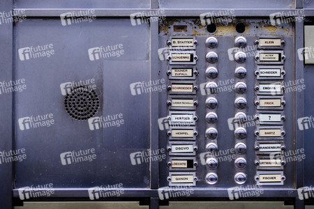 Symbolfoto Klingelschilder