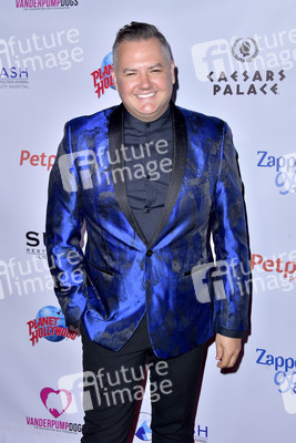 Vanderpump Dog Foundation Gala 2019 in Los Angeles