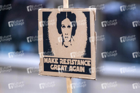 'Bunt statt braun' Demo in Hannover