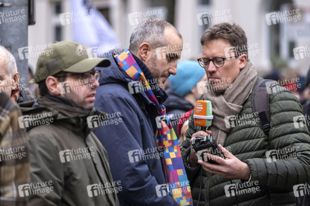 'Bunt statt braun' Demo in Hannover