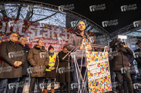 'Bunt statt braun' Demo in Hannover
