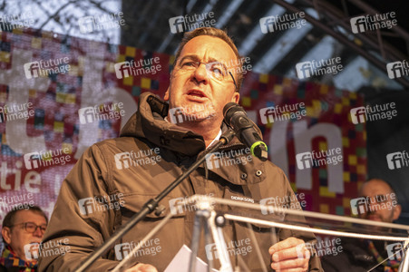 'Bunt statt braun' Demo in Hannover