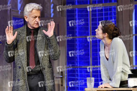 Theaterprobe 'Skylight' in Berlin