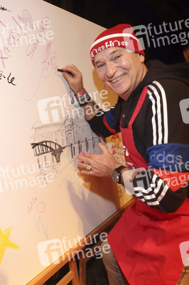 Charity-Weihnachtsfeier für Obdachlose in Hamburg