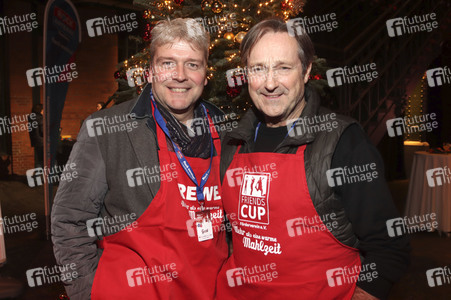Charity-Weihnachtsfeier für Obdachlose in Hamburg