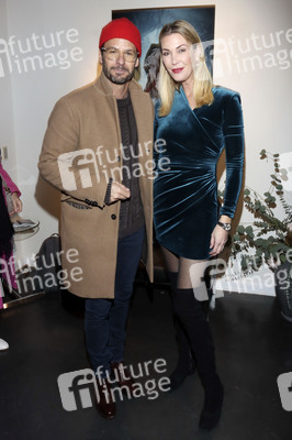 Ausstellungseröffnung 'Covered II – Famous Friends' in Hamburg