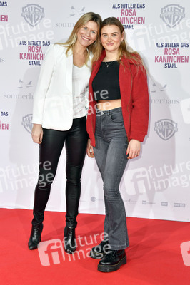 Filmpremiere 'Als Hitler das rosa Kaninchen stahl' in Berlin