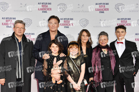 Filmpremiere 'Als Hitler das rosa Kaninchen stahl' in Berlin