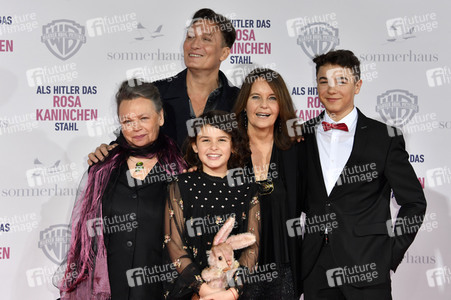 Filmpremiere 'Als Hitler das rosa Kaninchen stahl' in Berlin