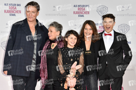 Filmpremiere 'Als Hitler das rosa Kaninchen stahl' in Berlin