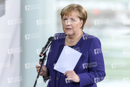 Angela Merkel empfängt Angehörige von Soldaten und Polizisten in Berlin