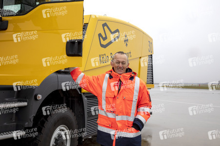 Präsentation des Winter-Fuhrparks des Flughafens Köln Bonn