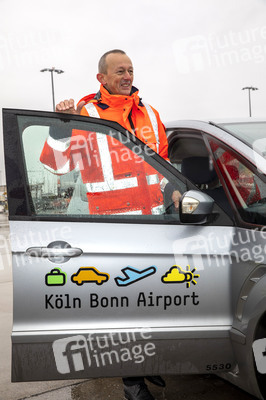 Präsentation des Winter-Fuhrparks des Flughafens Köln Bonn