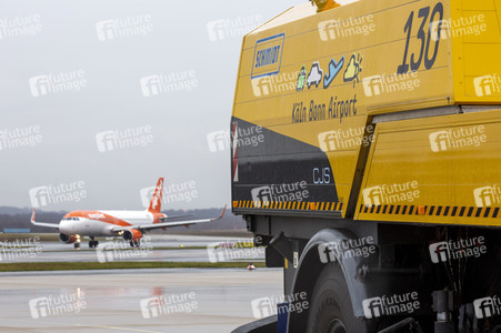 Präsentation des Winter-Fuhrparks des Flughafens Köln Bonn