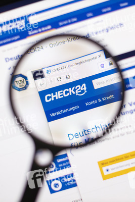 Symbolfoto Check24