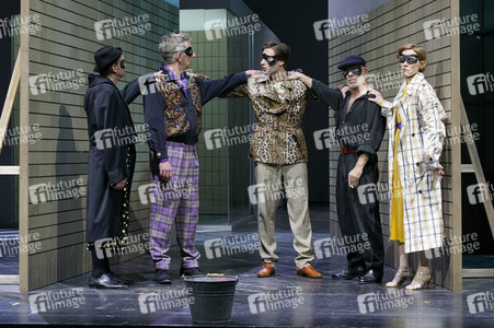 Theaterprobe '(Life on earth can be sweet) Donna' in Berlin