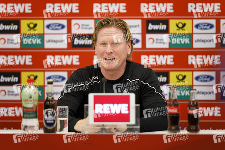 Pressekonferenz des 1. FC Köln in Köln